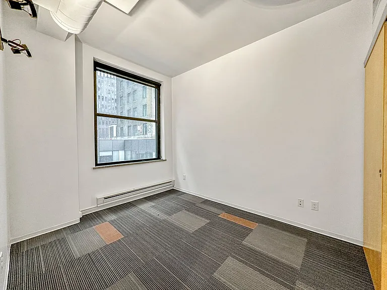 The Des Moines Building — Photo 35