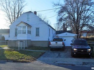 5921 S Washington St, Bartonville, IL