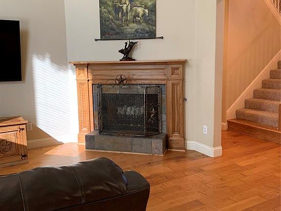 5th image of 817 Norton Dr