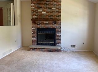 110 Sunnyvale Ct, Somerset, NJ 08873