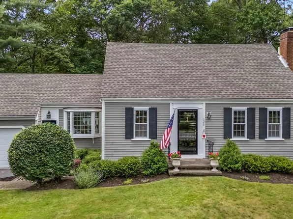 125 Grove St, Norwell, MA 02061