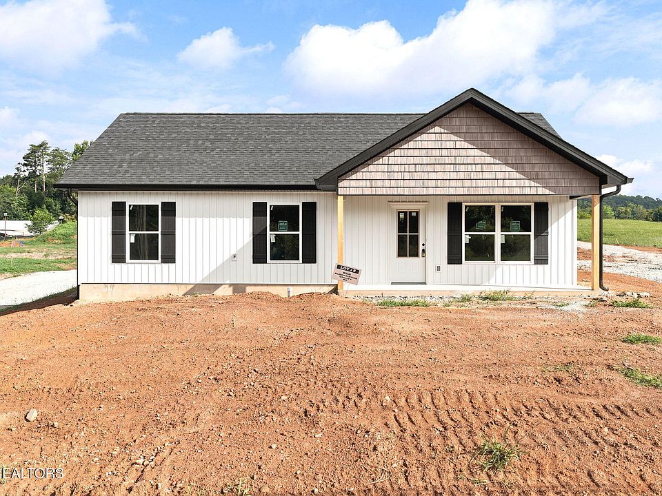 1st image of 8 Blockhouse Valley Rd