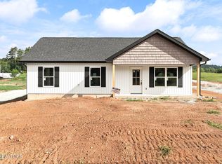 8 Blockhouse Valley Rd, Clinton, TN 37716