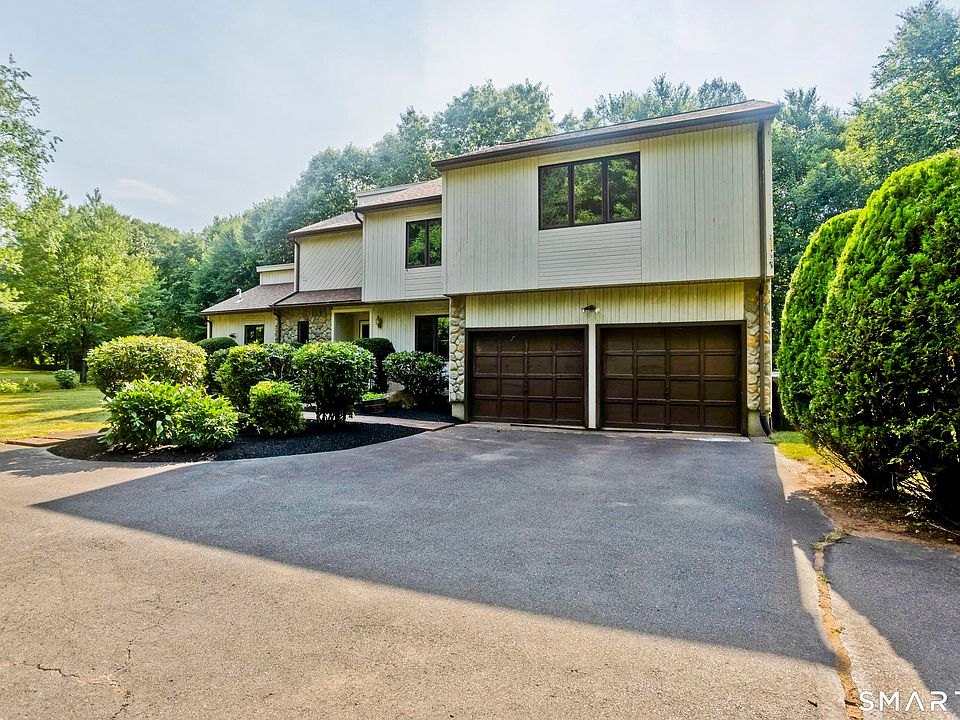 1st image of 80 West View Drive