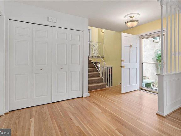 3rd image of 9210 Cherrytree Dr