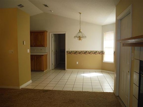 2nd image of 9525 Sweet Gum Ln