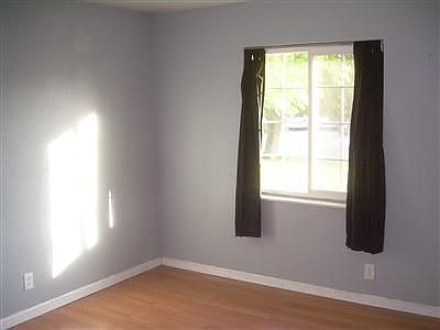 5th image of 4115 Gothberg Ave