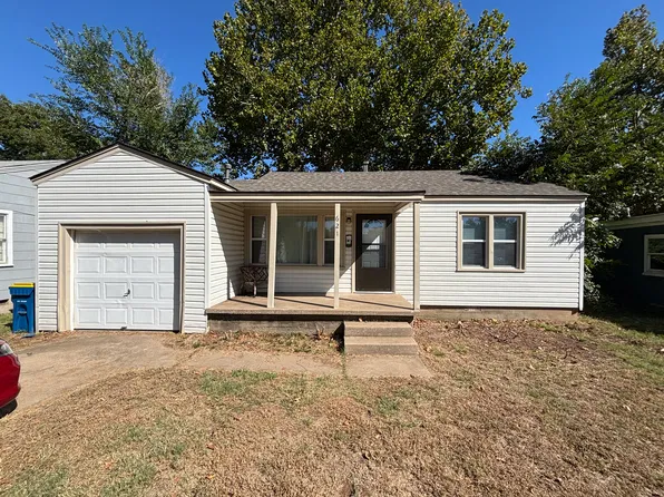 621 S McDonald St, Stillwater, OK 74074