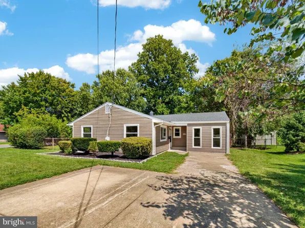 14209 Mount Pleasant Dr, Woodbridge, VA 22191