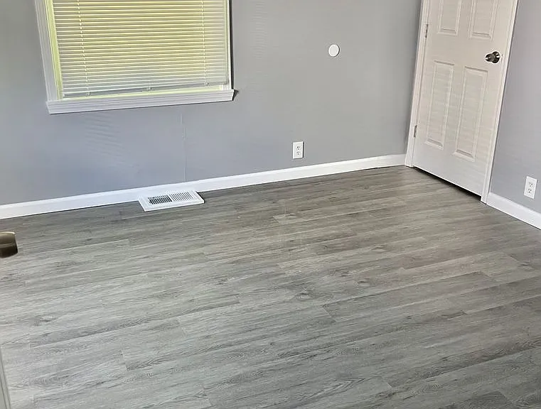 238 Sadonia Ave — Photo 4
