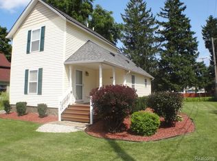 114 N 2nd St, Fowlerville, MI 48836