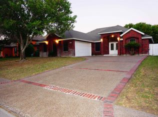 8991 Snow Falls Dr, Laredo, TX 78045