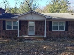 2712 Evans Dairy Rd, Fayetteville, NC 28312