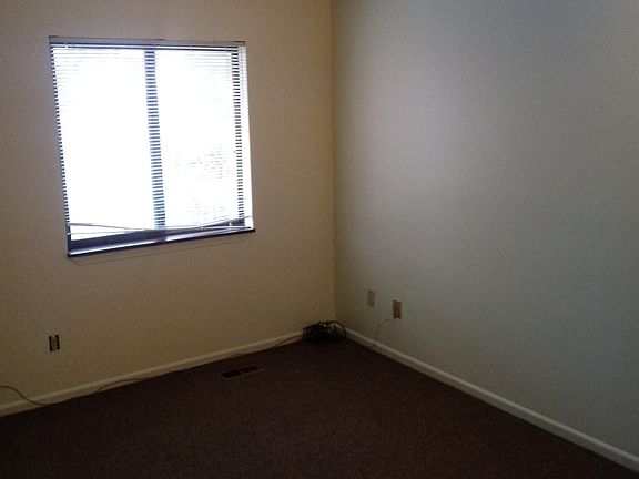 5th image of 616 N Hagadorn Rd #616/614