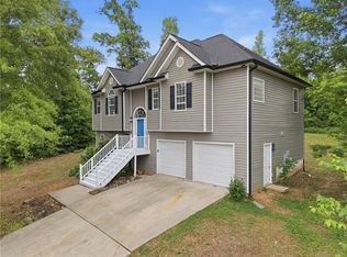 109 Arlington Ct, Newnan, GA 30263