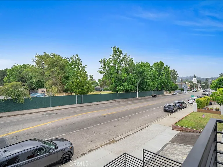 4453 Colfax Ave #2 — Photo 9