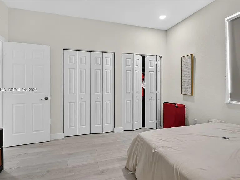 4422 NW 112th Ct — Photo 32