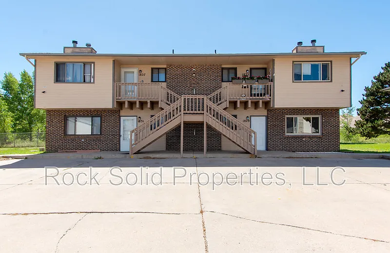 1825 Edgewater Ave #1829