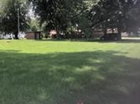 212 E 12th St, Georgetown, IL 61846