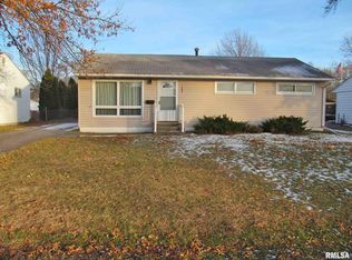 742 Greenview Ave, Colona, IL 61241