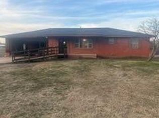 100 E Thompson St, Vian, OK 74962