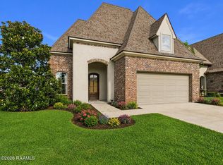 107 Autumnbrook Dr, Broussard, LA 70518