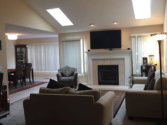 2nd image of 680 Ashberry Ln