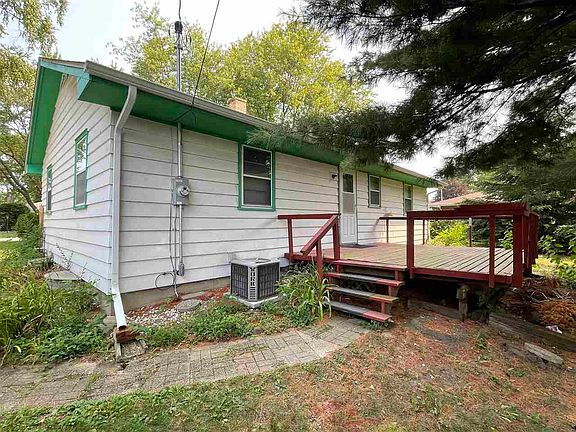 5th image of 1407 Lilac Ln