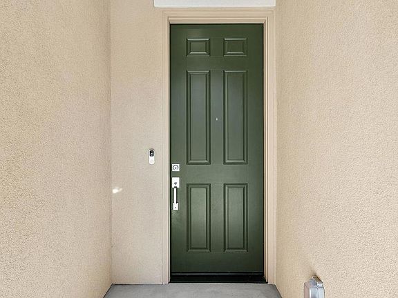 3rd image of 3171 Linwood St