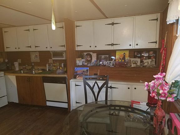 3rd image of 366 Placid Cove Dr