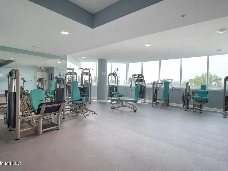 2668 Beach Blvd #1403 — Photo 31