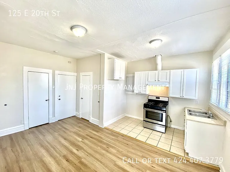 125 E 20th St — Photo 1