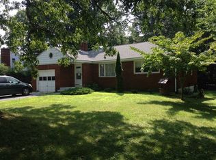 27 Inwood Ave, Poughkeepsie, NY 12601