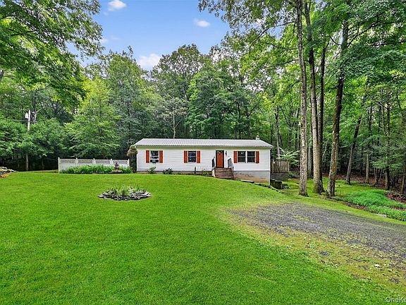 2nd image of 58 Shin Hollow Road