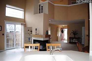 4th image of 9791 Sugarbush Cir