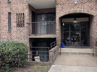 9 Silverwood Cir APT 8, Annapolis, MD 21403