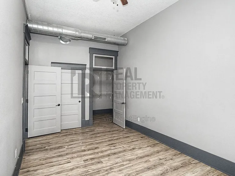 1214 2nd St #8 — Photo 9