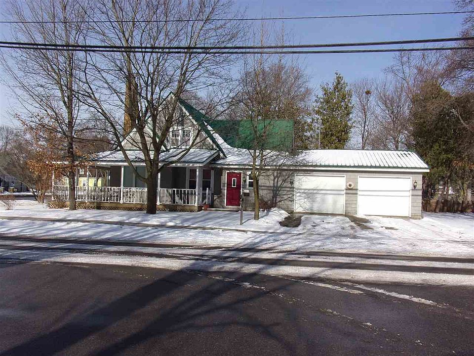1st image of 300 N Main St