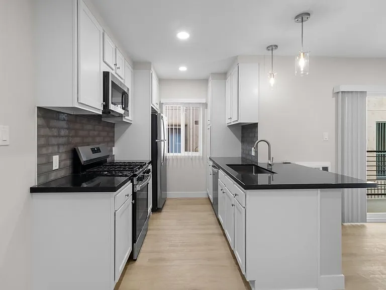 3848 Vinton Ave #3 — Photo 11