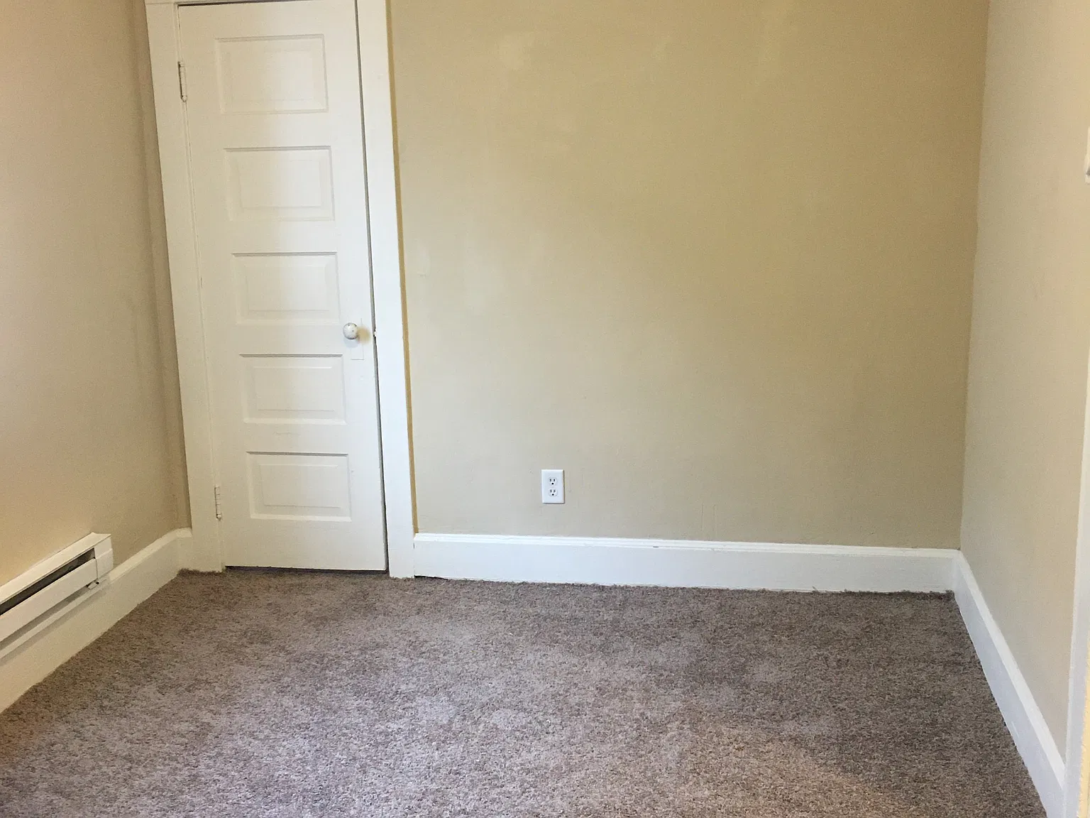 2 bed, 900 sqft, $1,495 — Photo 3