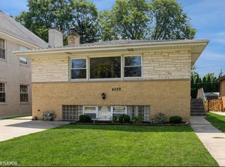 4029 W Columbia Ave #1, Lincolnwood, IL 60712