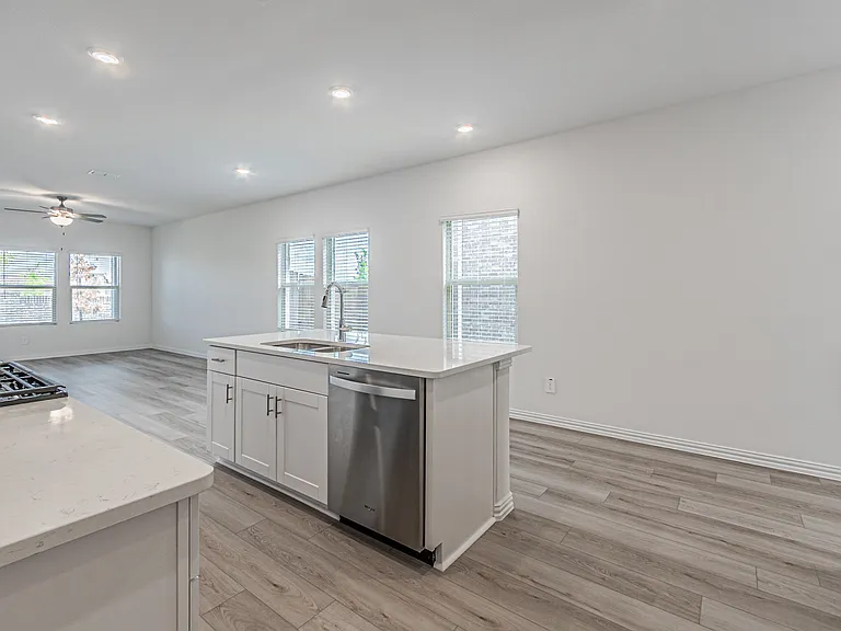 1134 Old Stead Dr — Photo 10