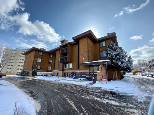 935 Saturn Dr, Colorado Springs, CO