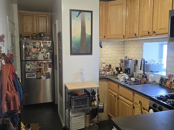 3rd image of 339 Bedford Ave #27