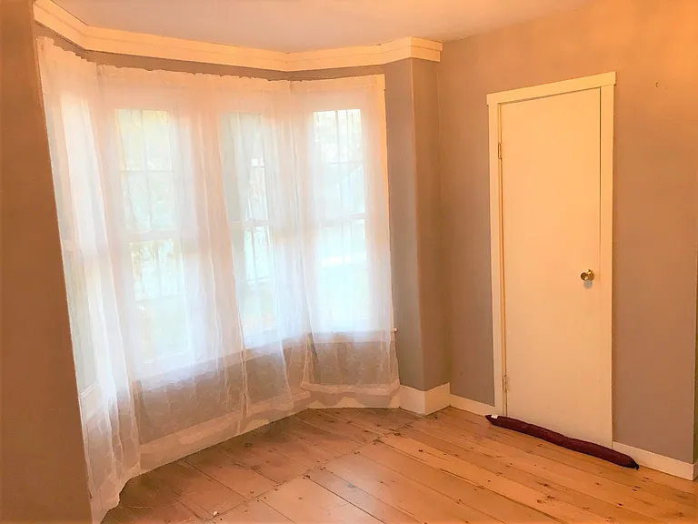 48 Thomaston St — Photo 3