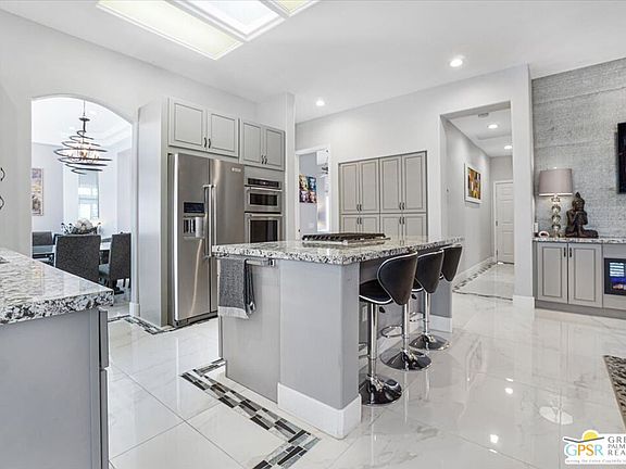 3rd image of 78691 Gorham Ln