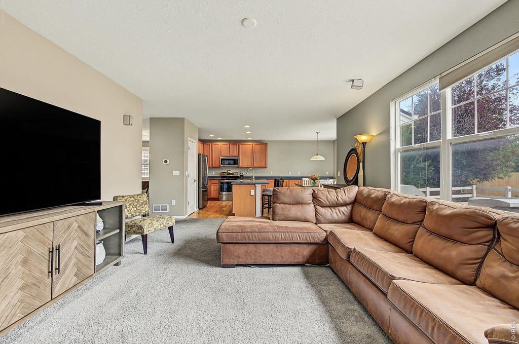 2821 William Neal Pkwy