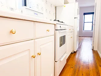 Rented by RealTegrity NY LLC