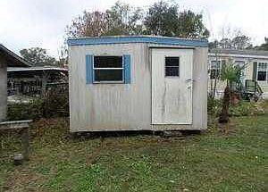 detached shed