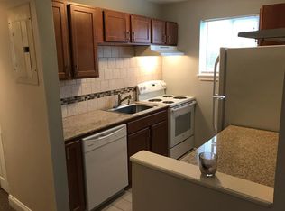 247 Arlington St #201, Forest City, NC 28043